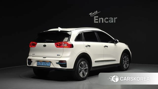 Kia Niro EV id 3843994 из Кореи 12