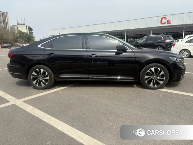 Volkswagen Passat 2023 Черный из Китая, фото 6