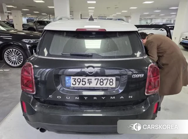 Mini Cooper Countryman 2021 Черный из Кореи, фото 2