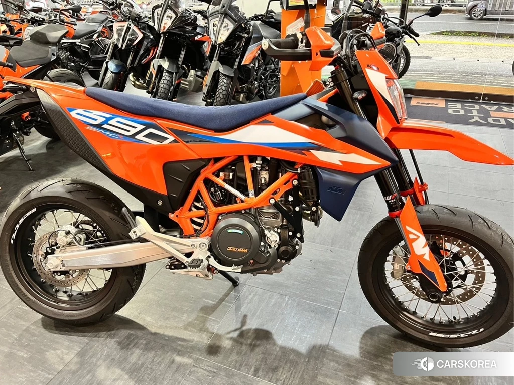 Проданный KTM 690 SMC R 2023 из Японии