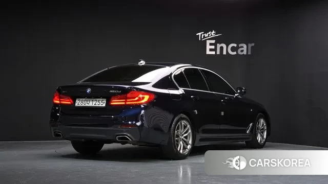 BMW 5 Series (G30) id 3297141 из Кореи 12