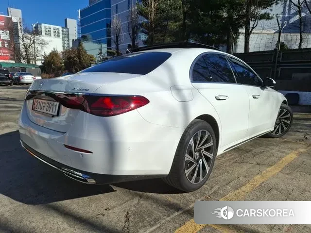 Mercedes-Benz E-Class W214 id 3517047 из Кореи 7