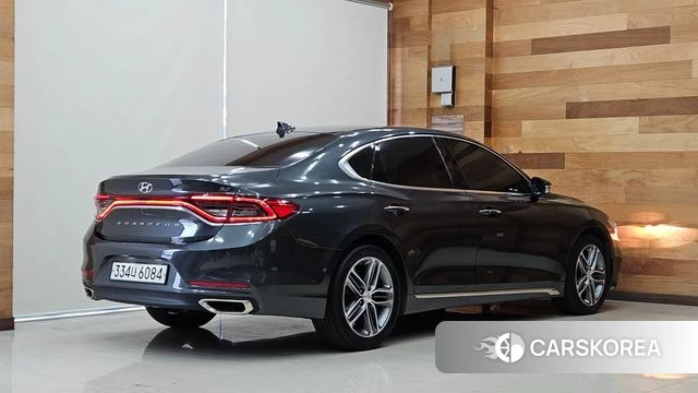 Hyundai Grandeur IG id 4525489 из Кореи 12
