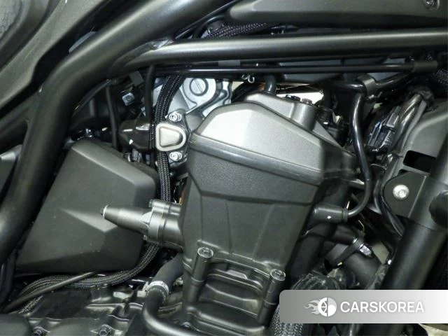 Engine photo