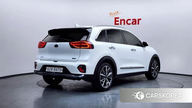 Kia The New Niro id 3936663 из Кореи 12