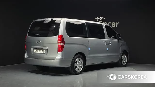 Hyundai The New Grand Starex id 2986923 из Кореи 12