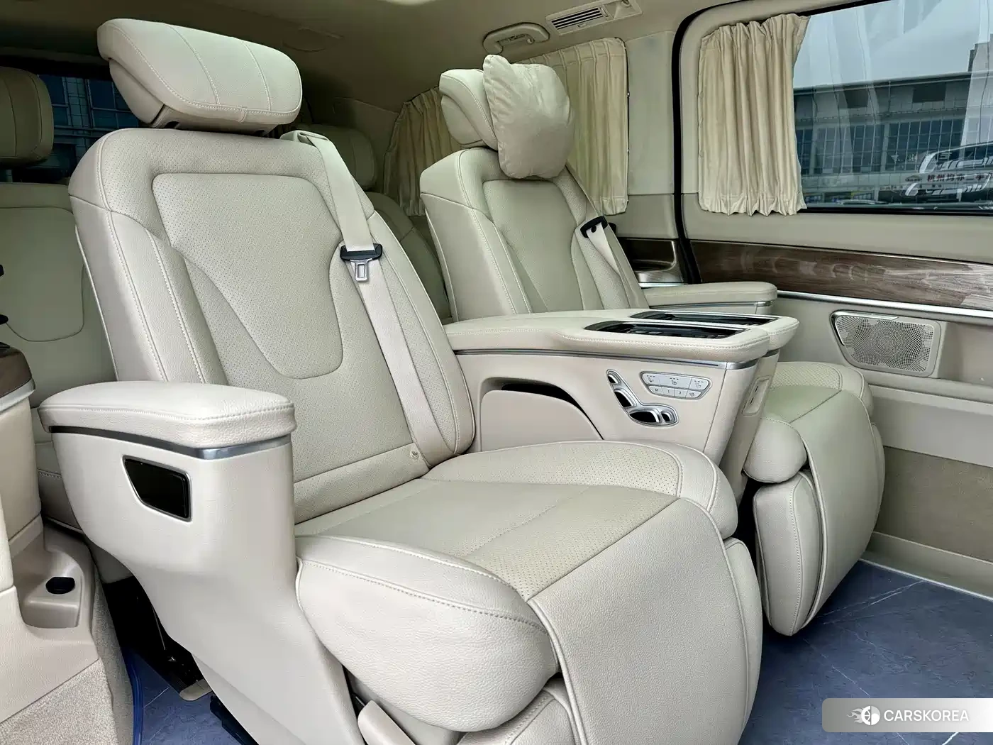 Mercedes-Benz V-Class 2022 Черный из Китая, фото 6
