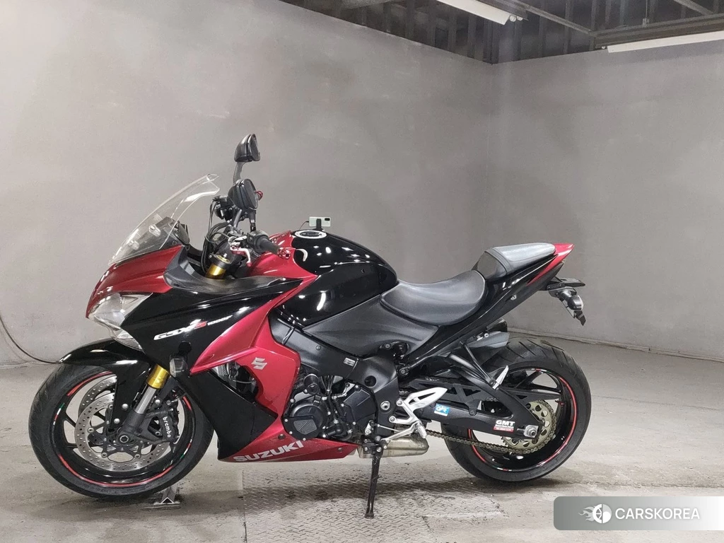 Проданный Suzuki GSX-S1000F 2015 из Японии, фото 2