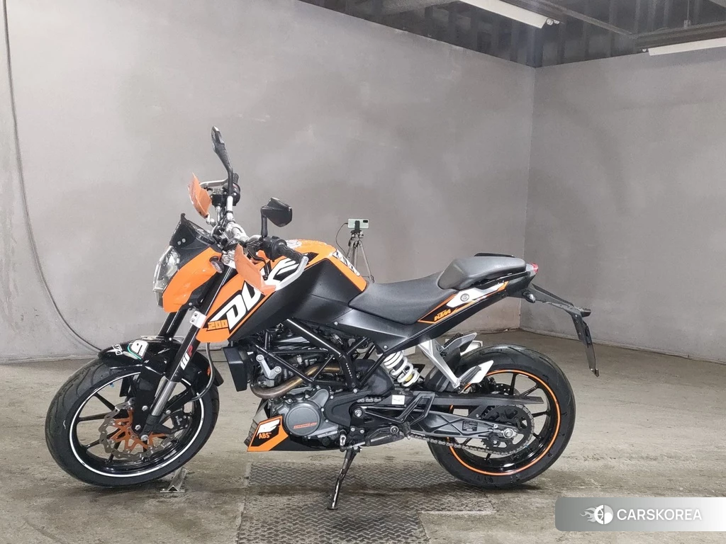 Проданный KTM 200 DUKE 2014 из Японии, фото 2