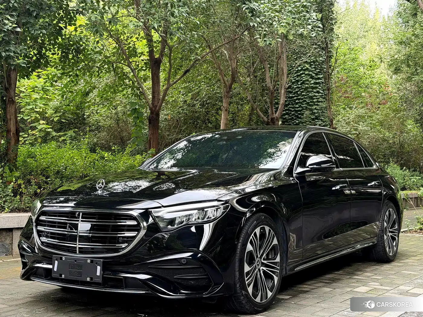 Mercedes-Benz E-Class 2025 Черный из Китая, фото 4