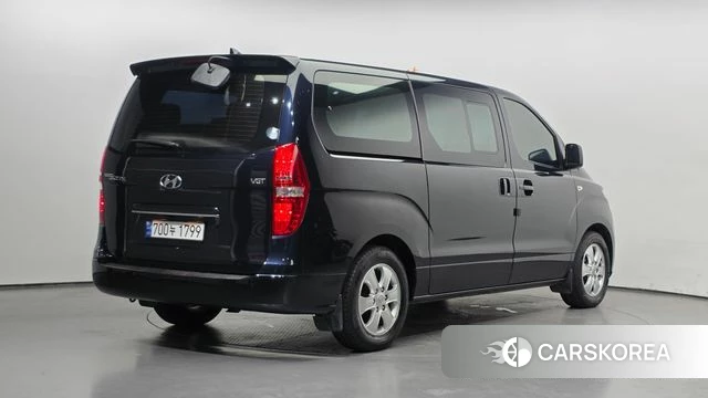 Hyundai The New Grand Starex id 4536358 из Кореи 12