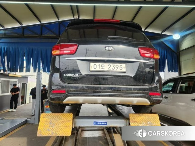 Kia The New Carnival 2018 Черный из Кореи, фото 2