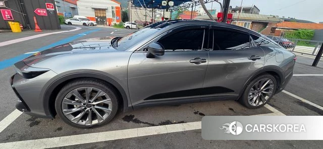 Toyota Crown Crossover 2025 Серебристо-серый из Кореи, фото 3