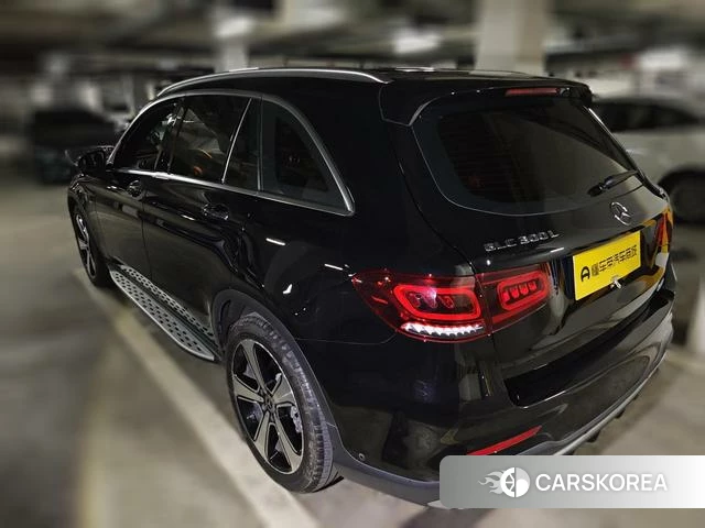 Mercedes-Benz GLC 2022 Черный из Китая, фото 2