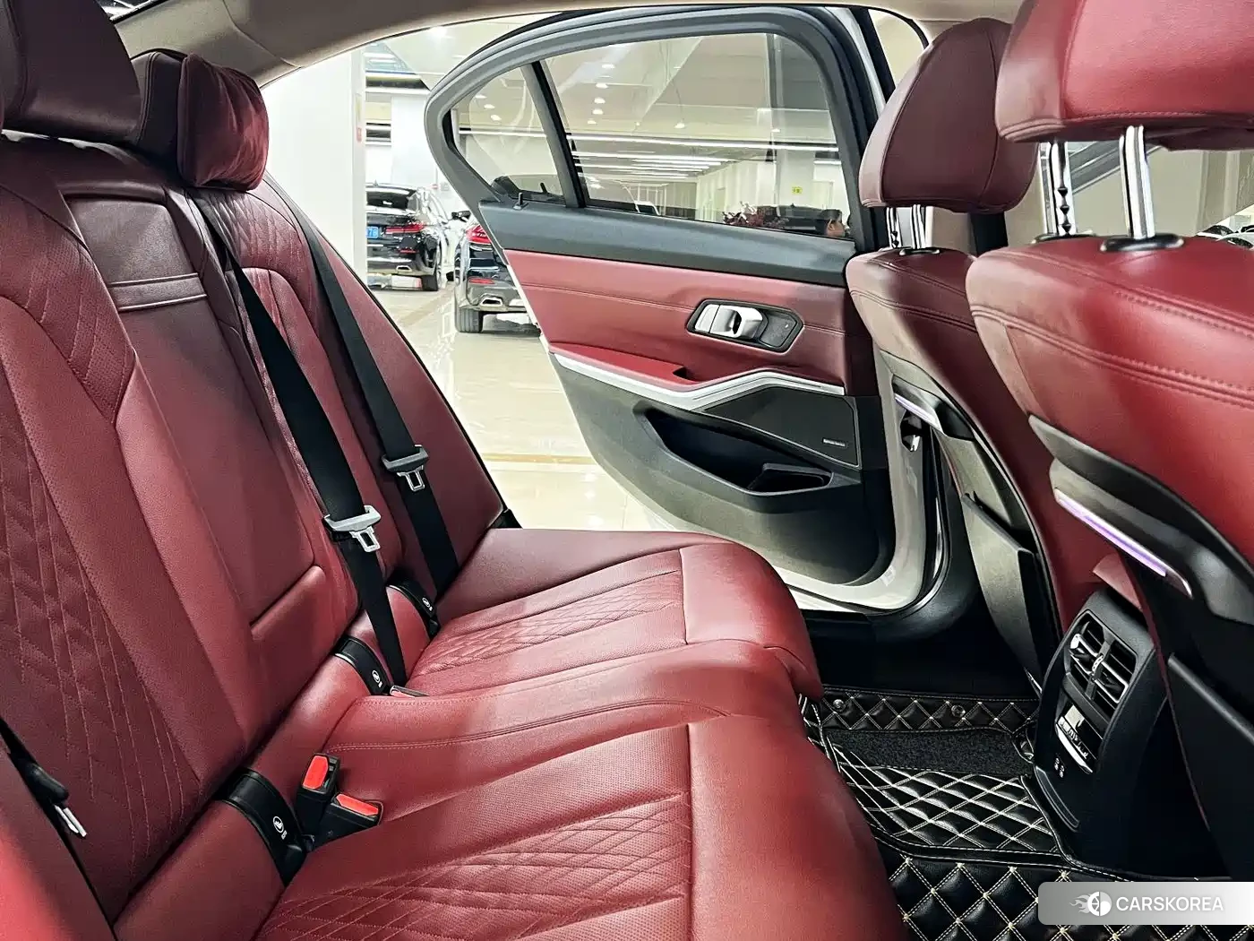 BMW 3 series 2022 Белый из Китая, фото 2