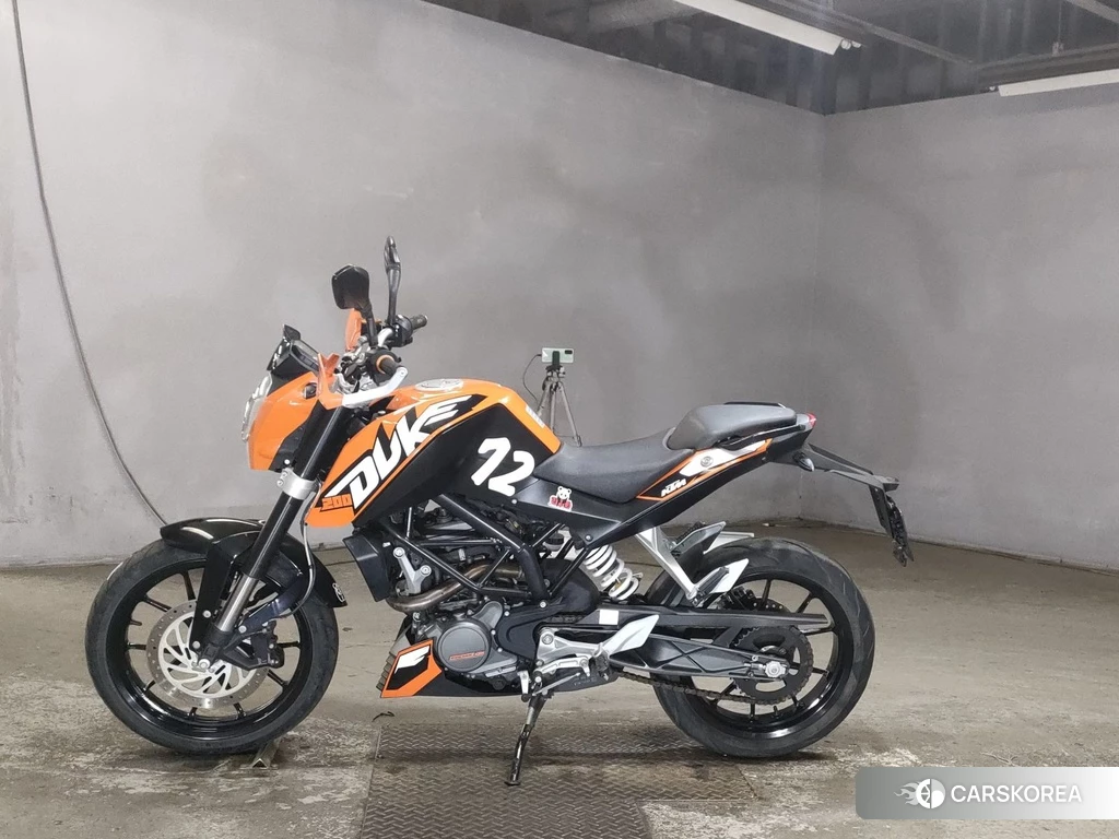 Проданный KTM 200 DUKE 2012 из Японии, фото 2