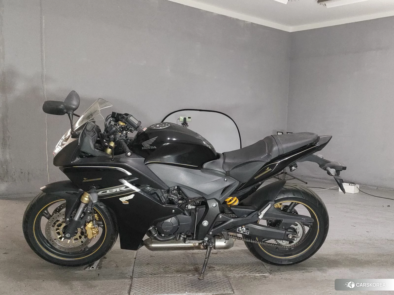 Проданный Honda CBR600F 2011 из Японии