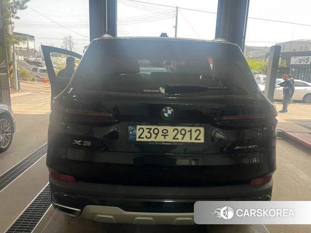BMW X5 (G05) 2024 Черный из Кореи, фото 2