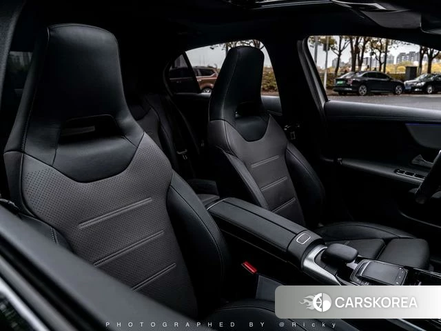Mercedes-Benz Class A AMG (imported) 2023 Черный из Китая, фото 4