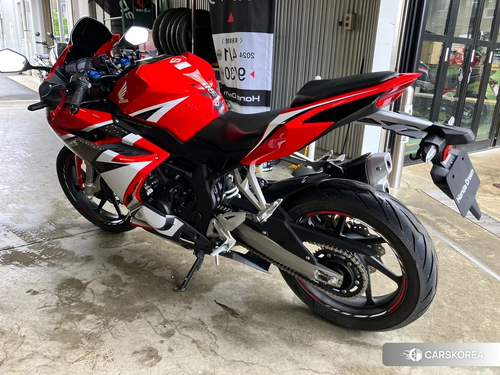 Проданный Honda CBR250RR ABS 2017 из Японии