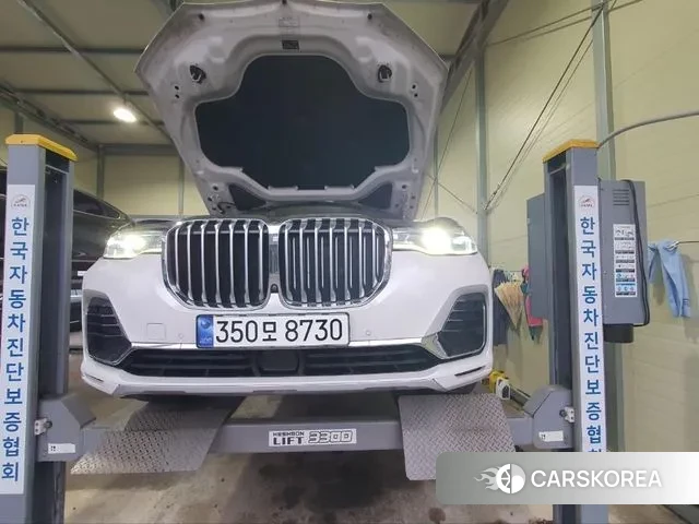 BMW X7 (G07) 2021 Белый из Кореи, фото 2
