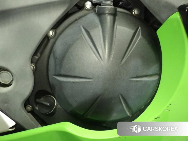 Engine photo