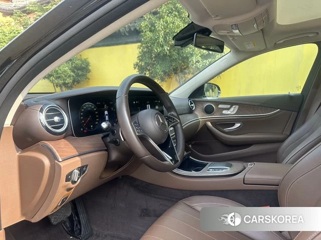Mercedes-Benz E-class id 4265970 из Китая 8