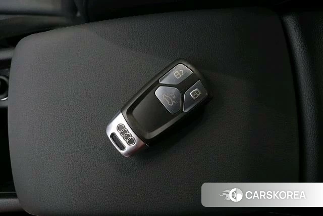 Audi A5 id 4278651 из Китая 12