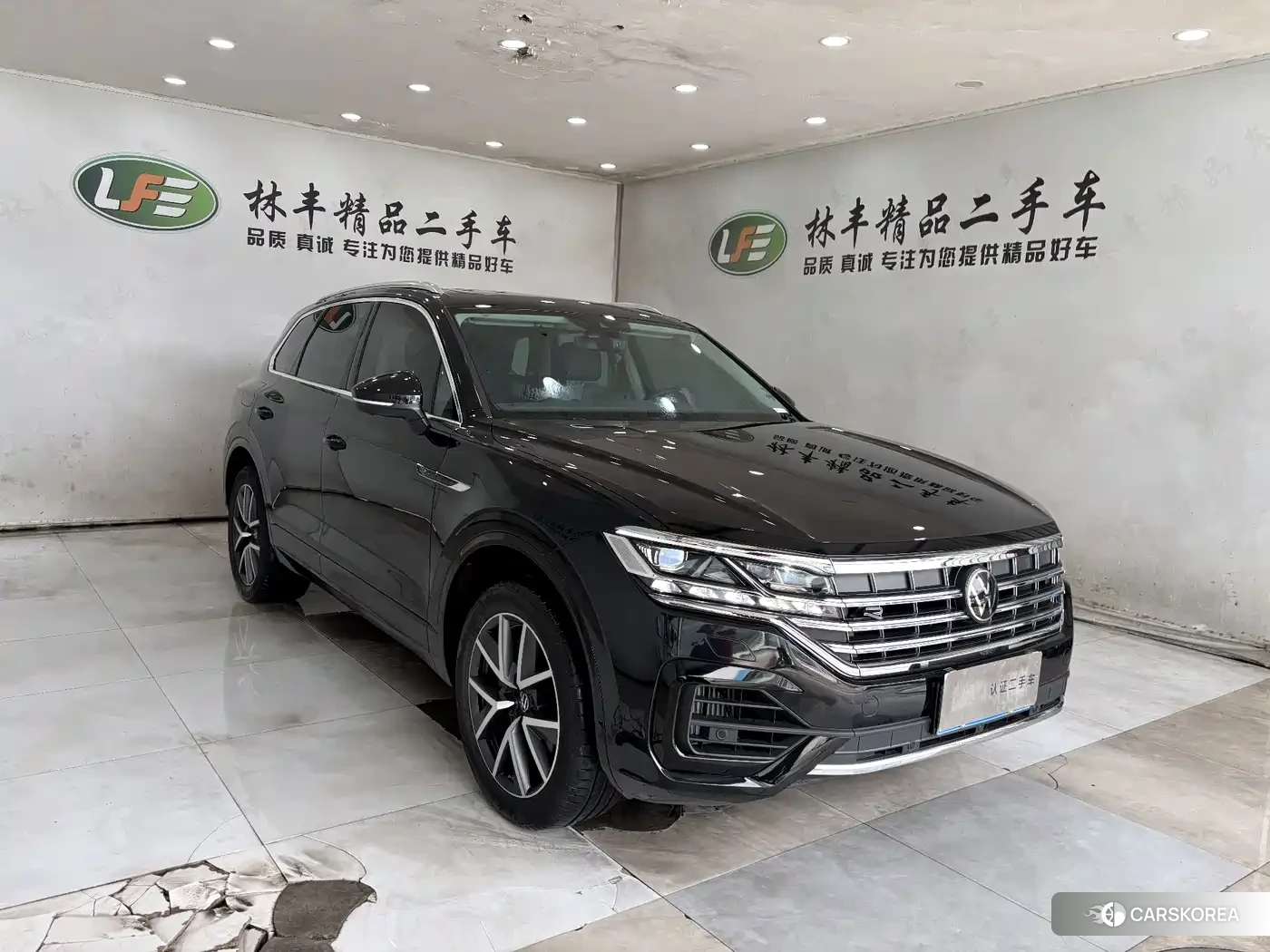 Volkswagen Touareg id 4679569 из Китая 12