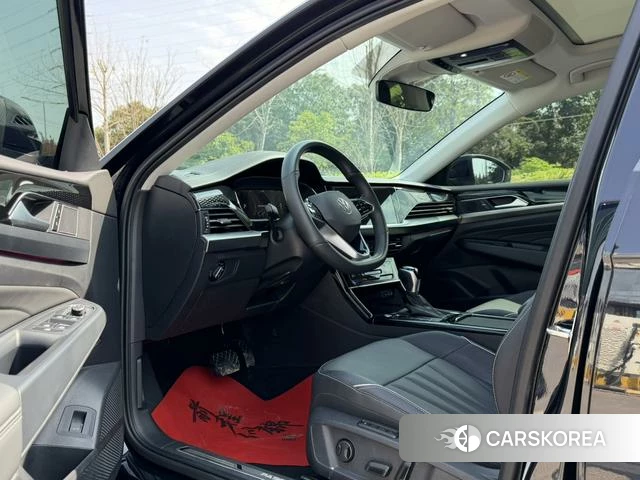 Volkswagen Passat id 4260050 из Китая 7