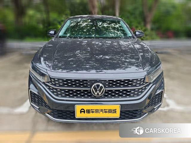 Volkswagen Passat 2022 Черный из Китая, фото 2
