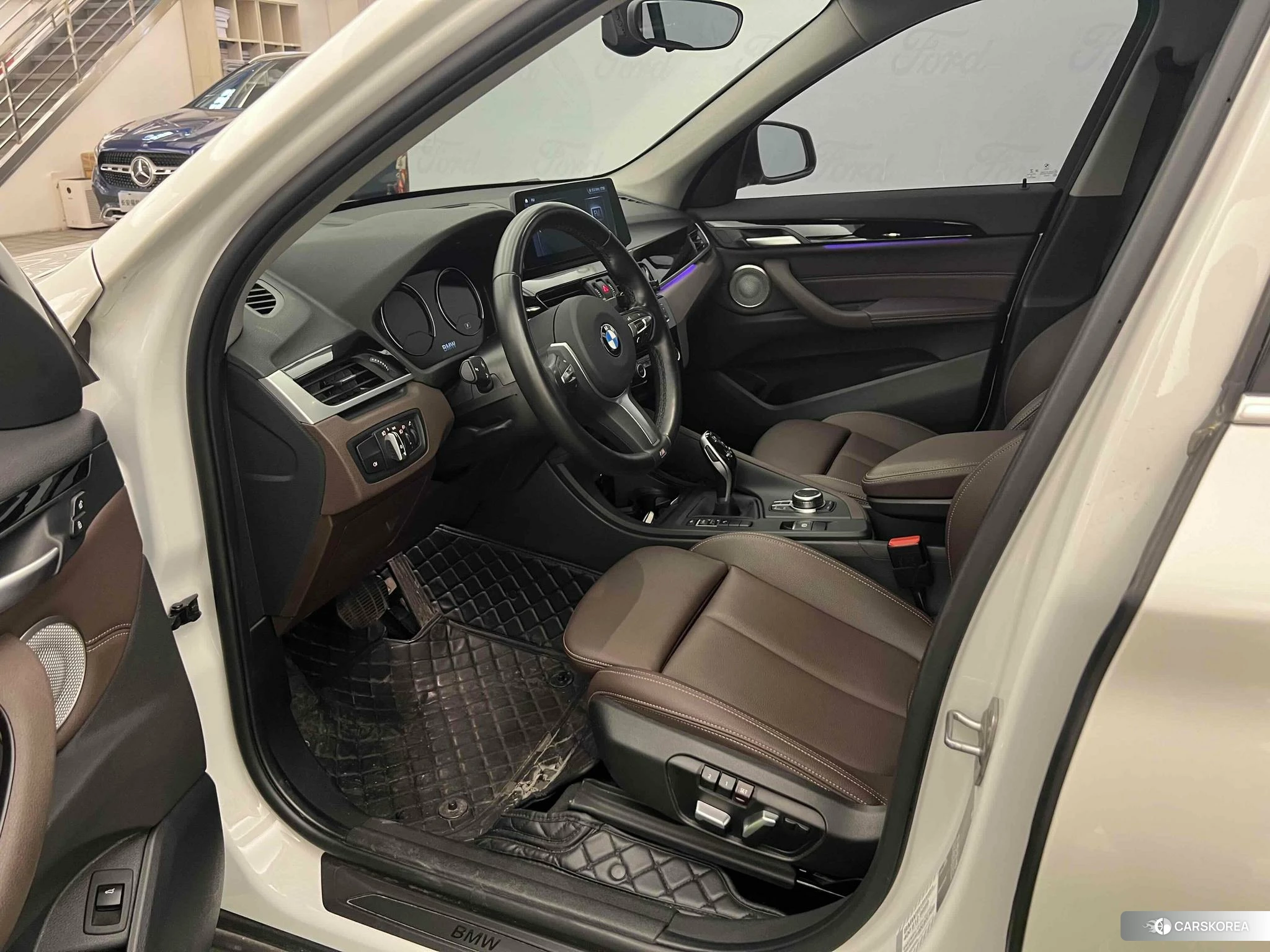 BMW X1 2021 Белый из Китая, фото 2