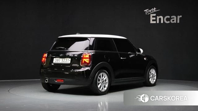 Mini Cooper D id 3893821 из Кореи 12