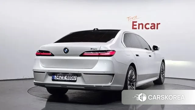 BMW 7 Series (G70) id 3599900 из Кореи 12