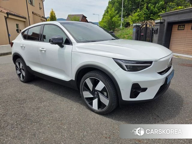 Volvo C40 Richards 2024 Белый из Кореи, фото 2