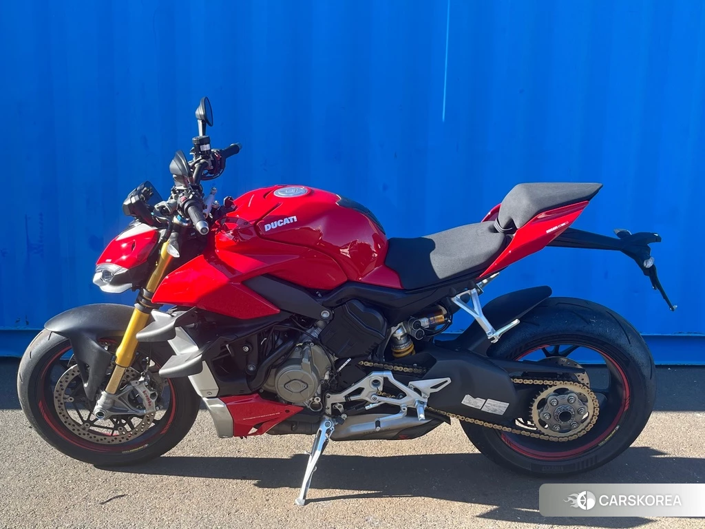 Проданный Ducati STREETFIGHTER V4 S 2020 из Японии