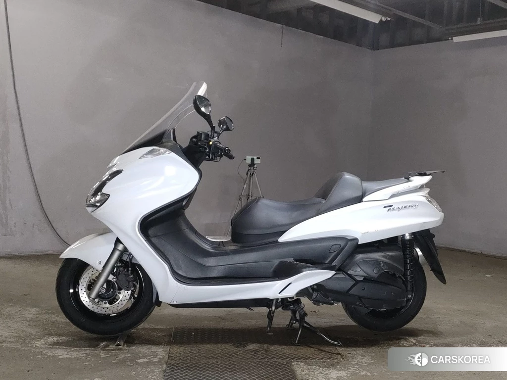Проданный Yamaha GRAND MAJESTY 400 2015 из Японии