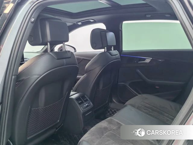 Audi A4L id 4393396 из Китая 10