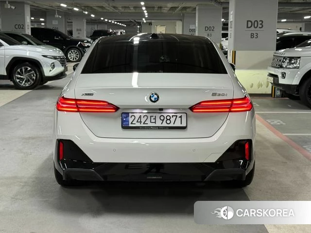 BMW 5 Series (G60) id 3850476 из Кореи 12