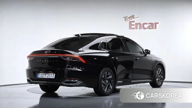 Hyundai The New Grandeur IG Hybrid id 4929275 из Кореи 12