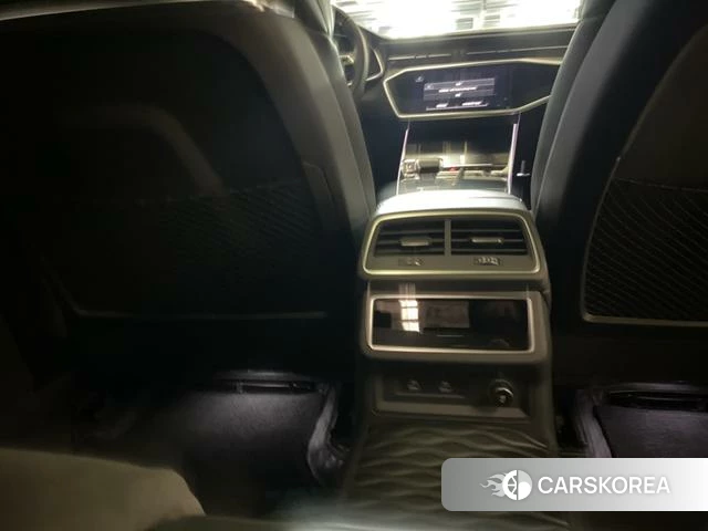 Audi A6L id 4263677 из Китая 7
