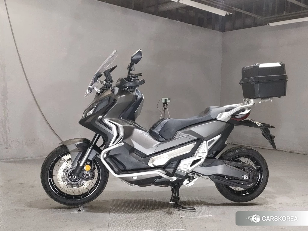 Проданный Honda X-ADV 750 2020 из Японии