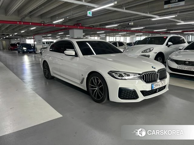 BMW 5 Series (G30) id 3819522 из Кореи 12