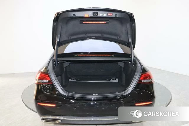 Mercedes-Benz E-class id 4265448 из Китая 12