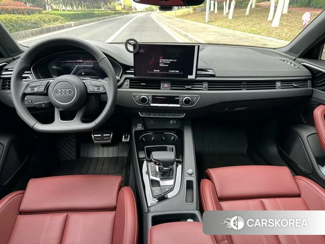 Audi A4L 2025 Серебристо-серый из Китая, фото 4