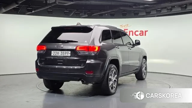 Jeep Grand Cherokee id 3742396 из Кореи 12