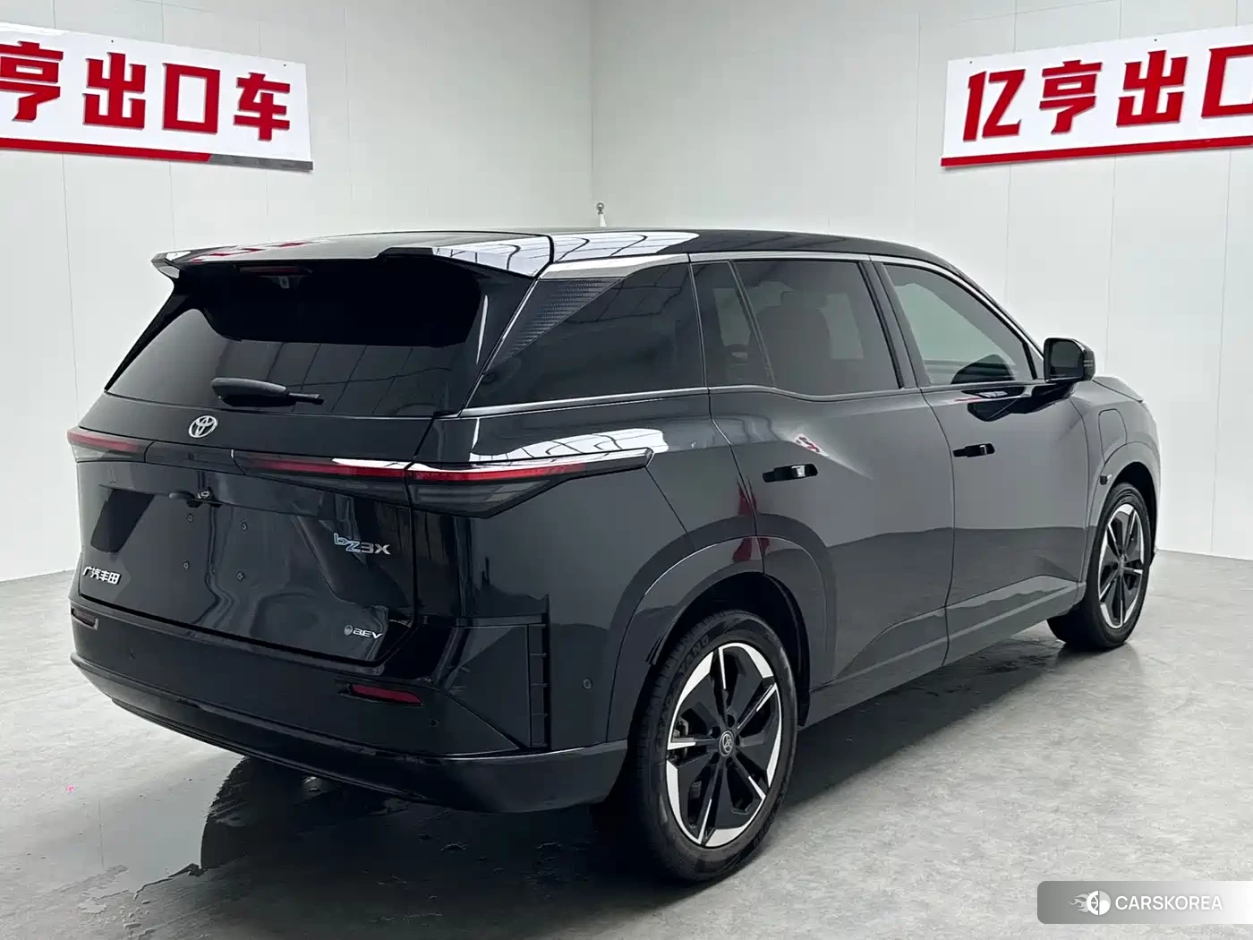 Toyota Platinum Wisdom 3X 2025 Черный из Китая, фото 4
