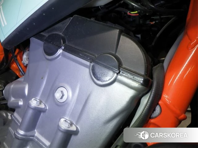 Engine photo