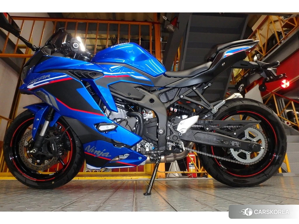 Проданный OTHER NINJA ZX-4R SE 2023 из Японии