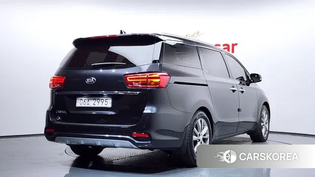 Kia The New Carnival id 3552785 из Кореи 12